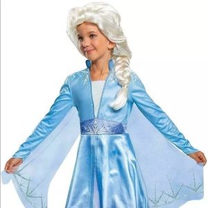 NEW Frozen II Elsa Costume WITH wig. 4-6x